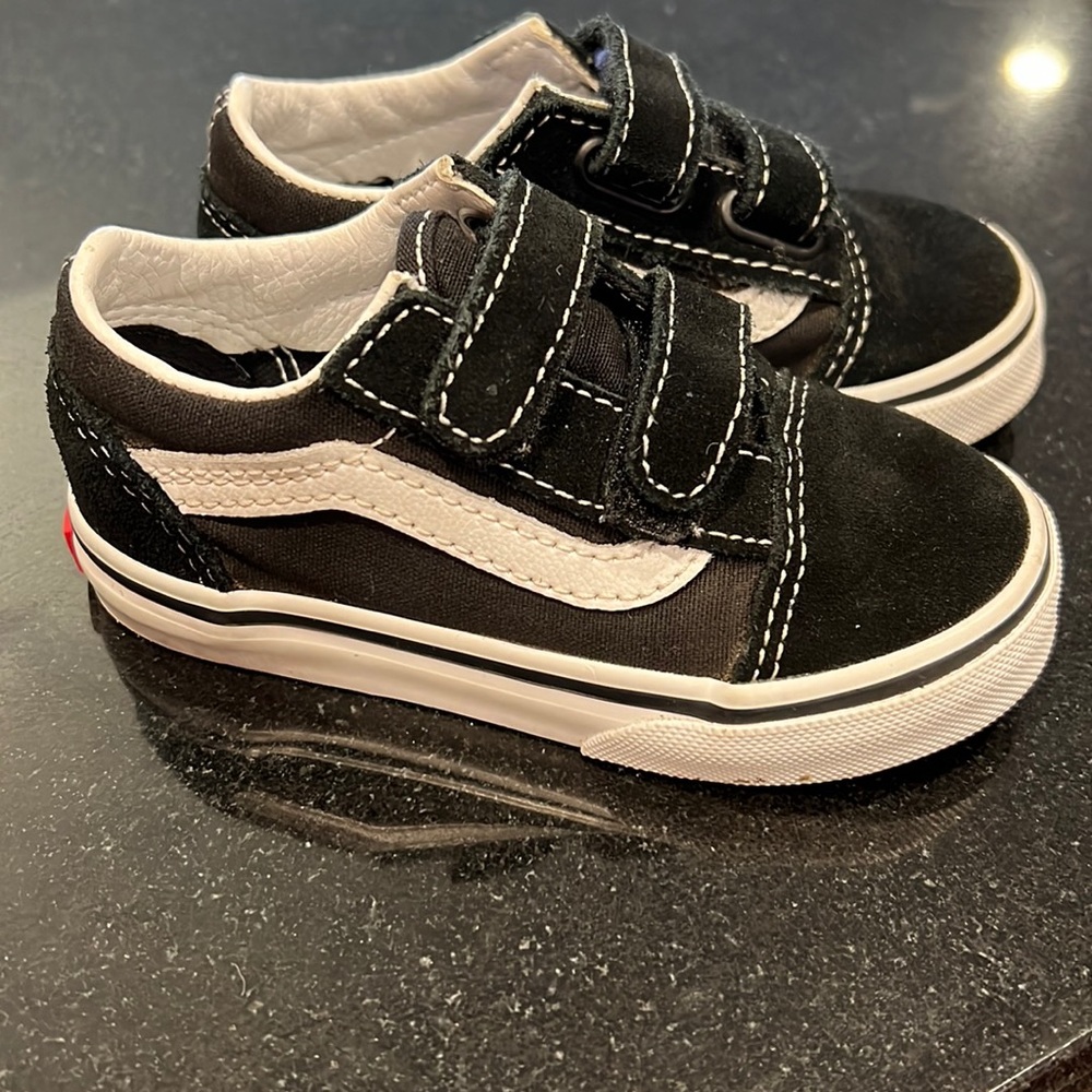 Toddler vans size 7